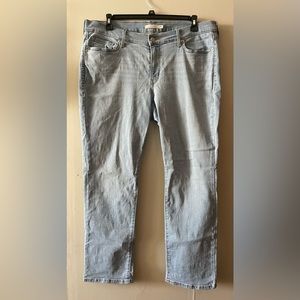 Women’s Levi’s 18W Classic Straight jeans